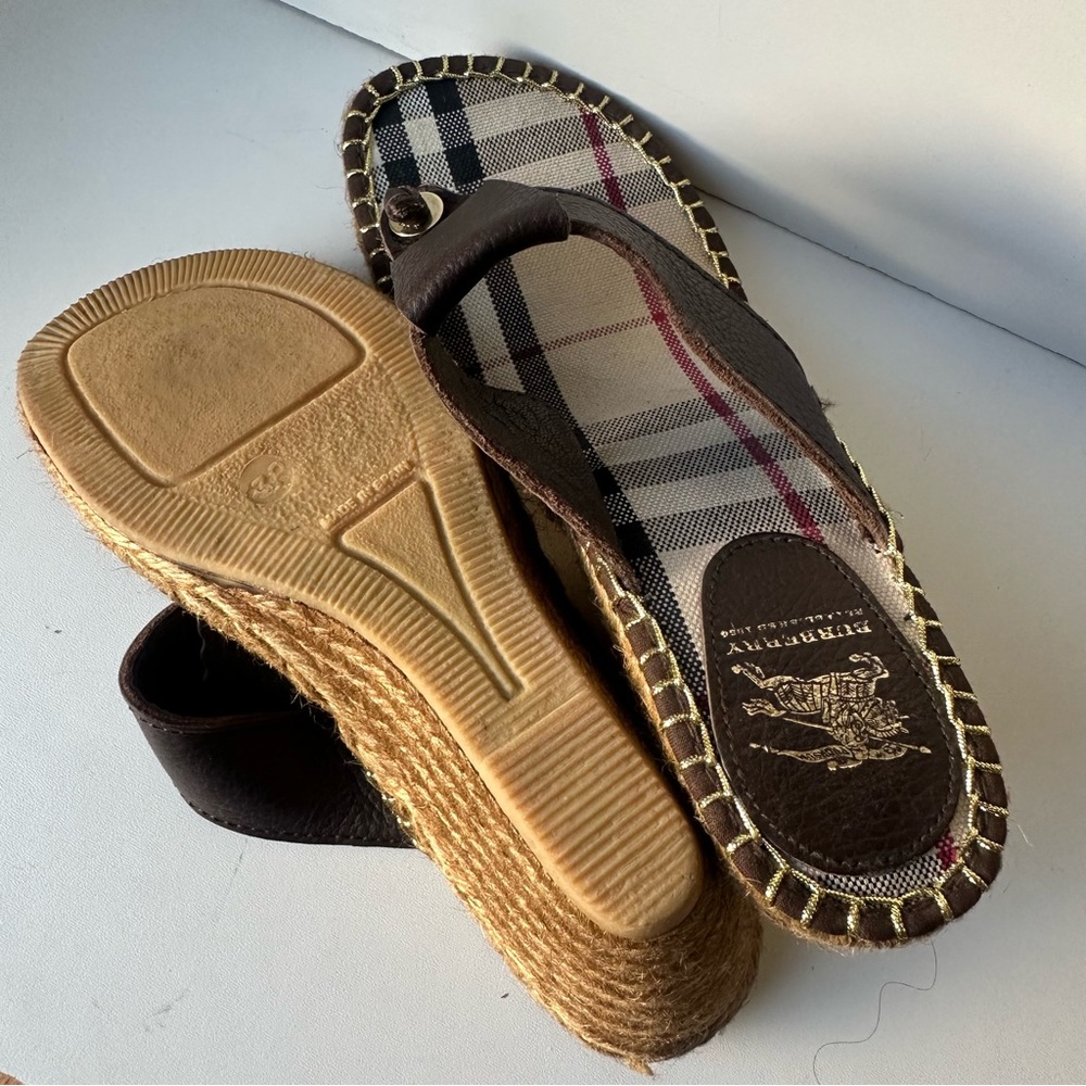 Burberry women’s Brown Leather thong Espadrille Wedge Slide sandals S:38 (7.5-8) - Picture 11 of 12